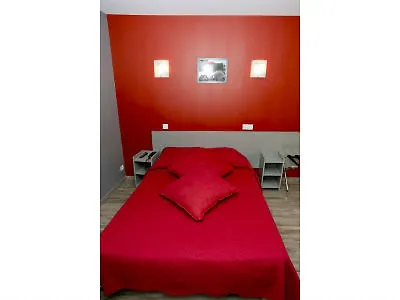 Hipotel Paris Voltaire Bastille Hotel