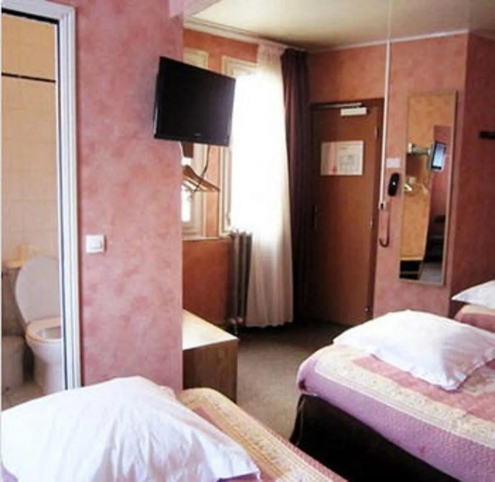 Hipotel Paris Voltaire Bastille