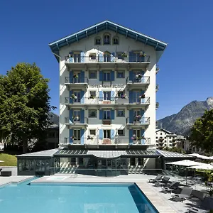 mont-blanc-chamonix-mont-blanc-74400.hotels-rhonealpes.com/