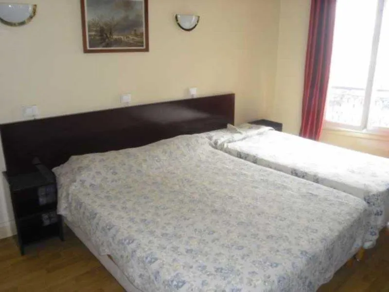 מלון Hipotel Paris Voltaire Bastille