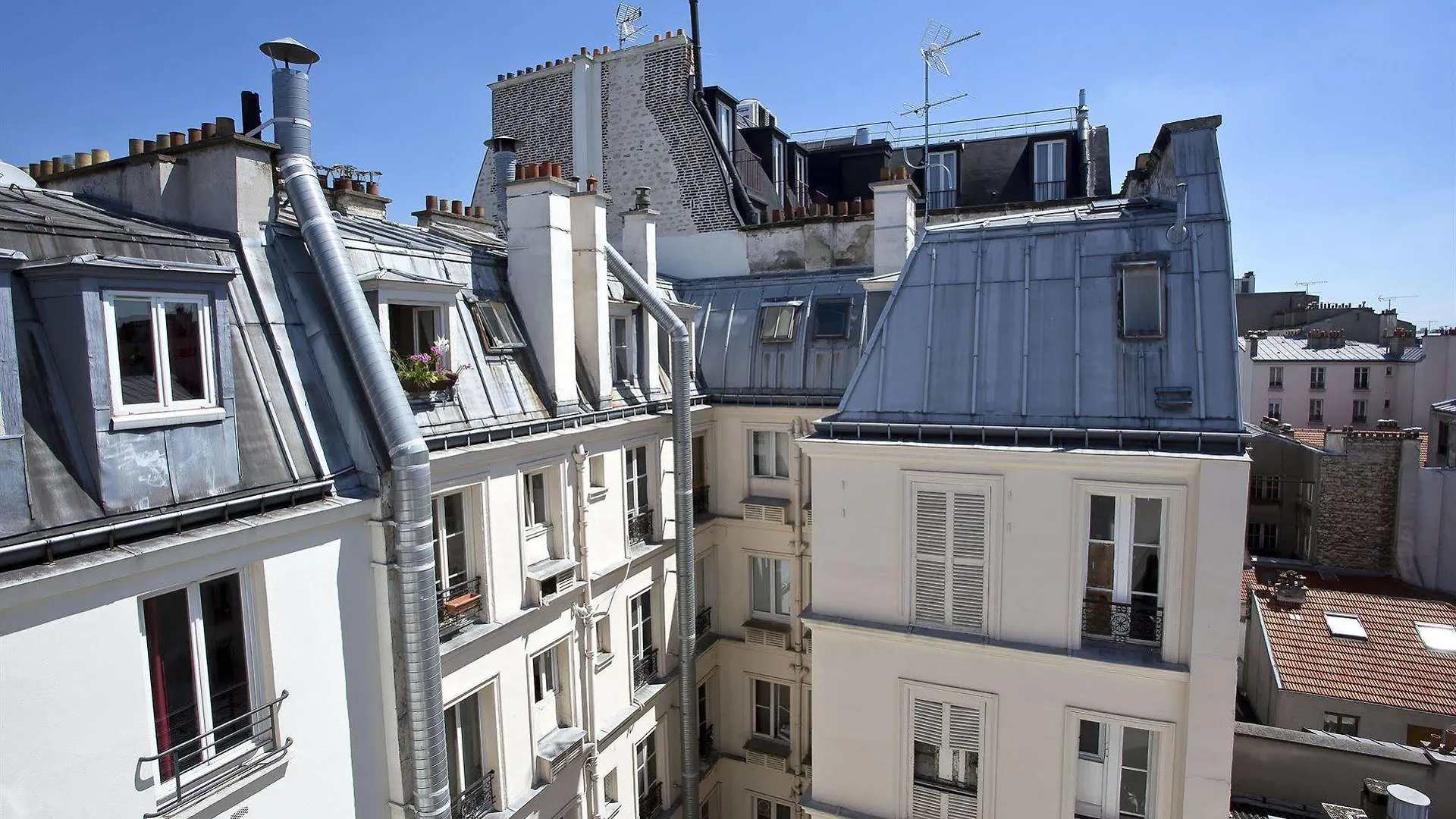 Hipotel Paris Voltaire Bastille 3*,  Francia