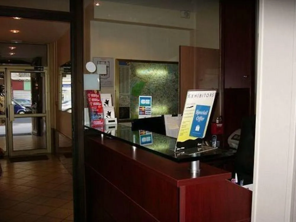 Hipotel Paris Voltaire Bastille Франция
