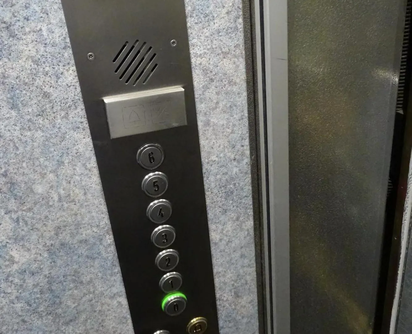 Hipotel Paris Voltaire Bastille Франция