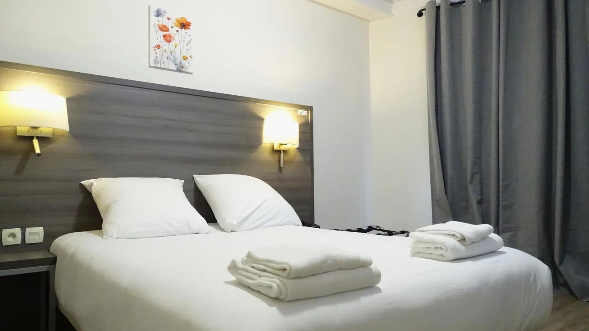 Hipotel Paris Voltaire Bastille